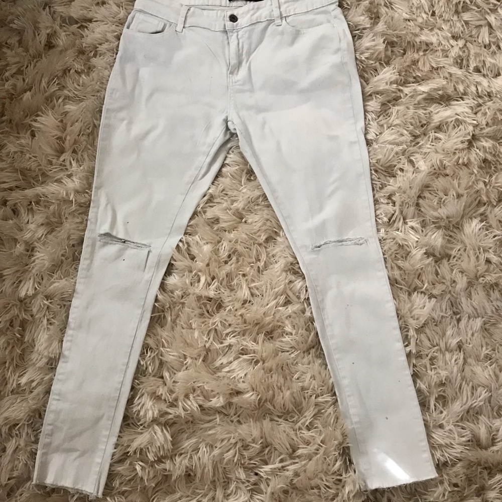 white skinny jeans